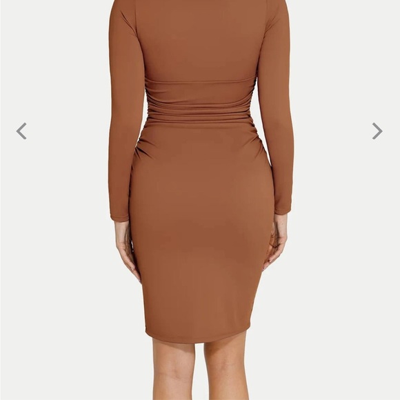 Popilush Shapewear Long Sleeve V-Neck Ruched Bodycon Midi Dress
Brown / XL - Picture 5 of 13